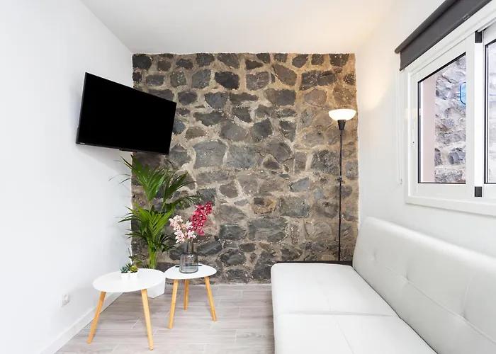 Tenohomes Sunny Terrace & Private Pool